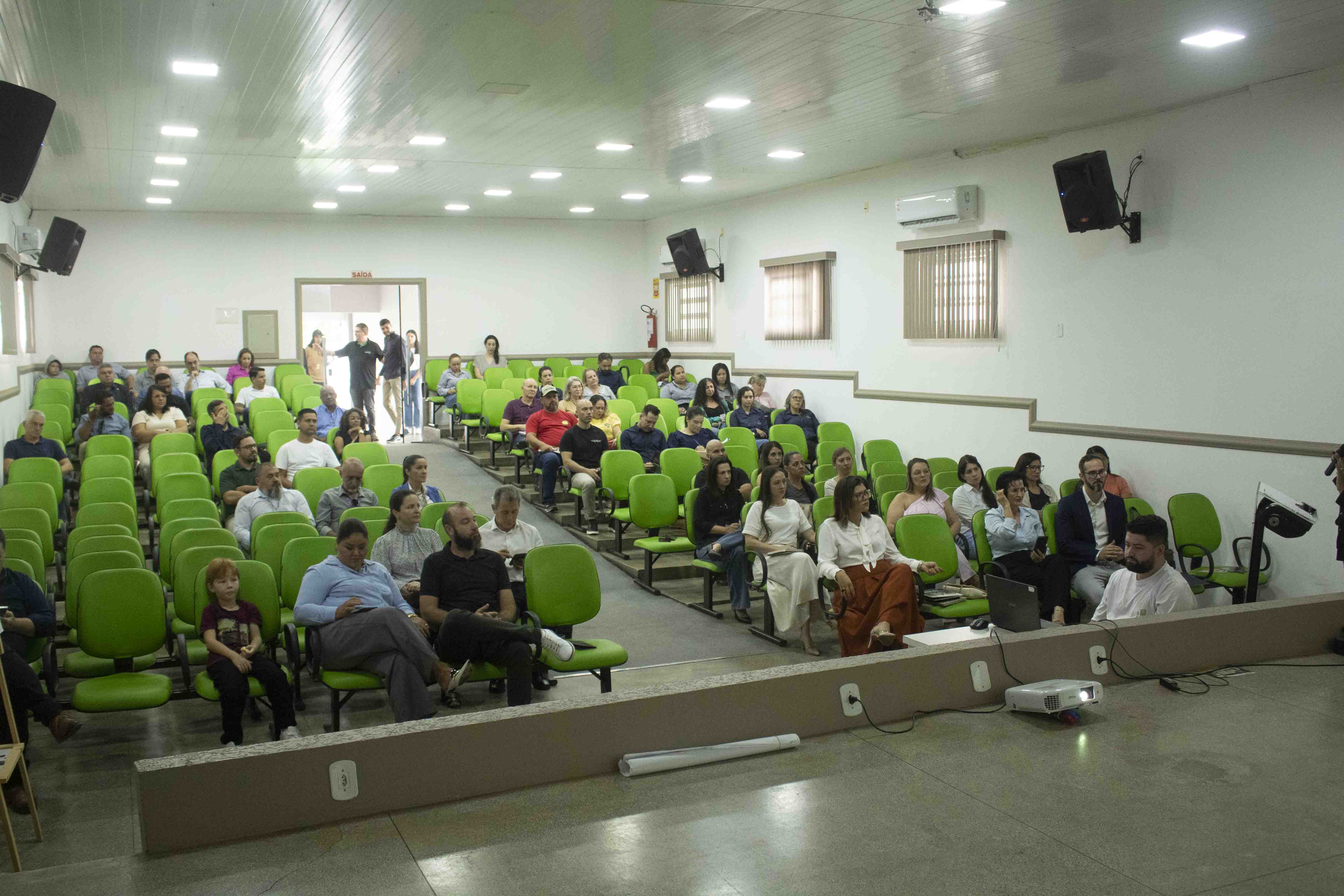 4º Café com Empresários da ACES reúne informação, saúde e oportunidades de negócios em Sorriso